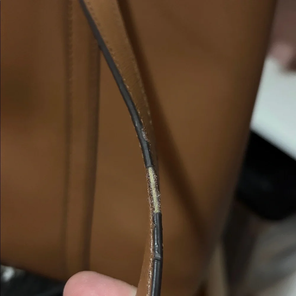 Michael Kors Sady Large Tote - Picture 13 of 13